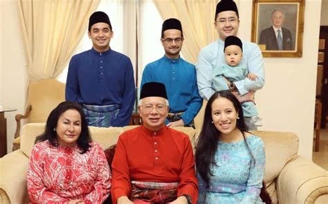 Najib pens emotional letter to ‘my family, my love’ | Free Malaysia Today (FMT)