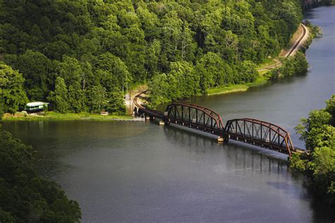 Hawks Nest State Park Overlook, WV : r/WestVirginia