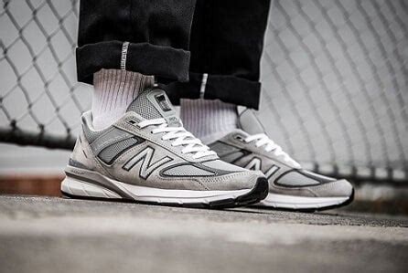 New Balance 990 vs. 993 (Debate Ends Here) - Style and Run