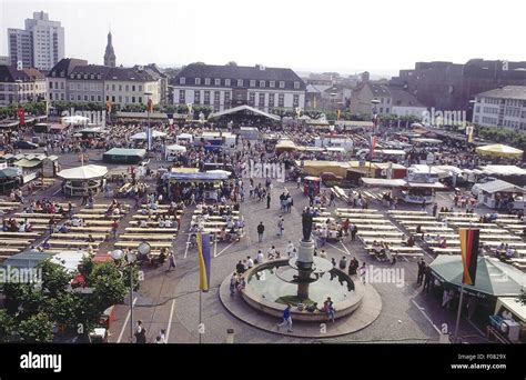 View of market in old town of Saarlouis, Saarland, Germany Stock Photo ...