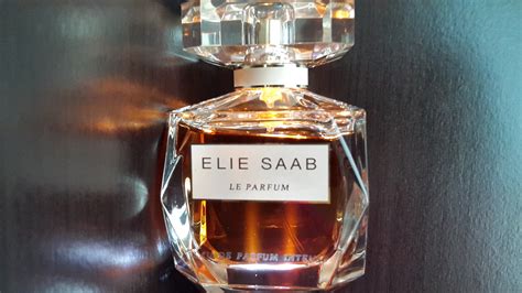 Elie Saab Le Parfum Intense - Glossnglitters