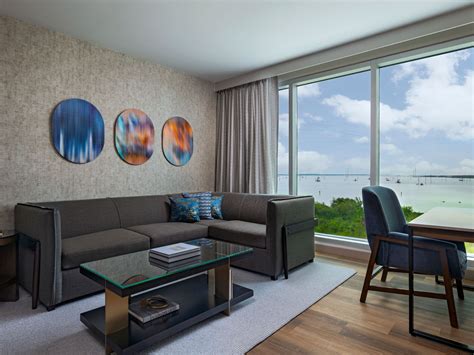 Hotel Rooms Near Bayland Island | Hyatt Regency Baytown-Houston