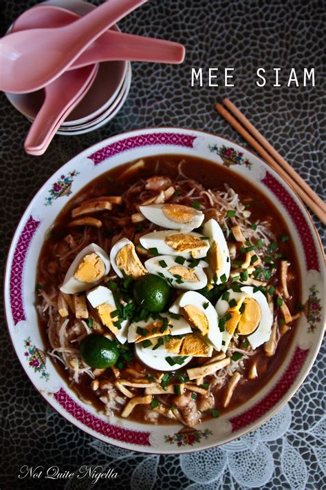 Mee Siam Recipe @ Not Quite Nigella