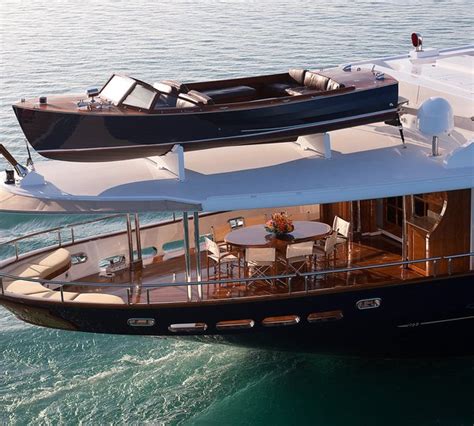 Burger Boat Company Builds Quality US Burger Superyachts. | CHARTERWORLD Luxury Yachts For Charter