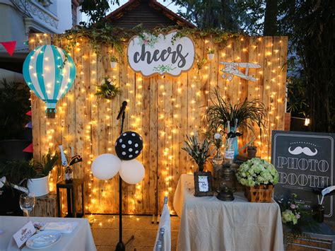 Simple Photo Booth Ideas