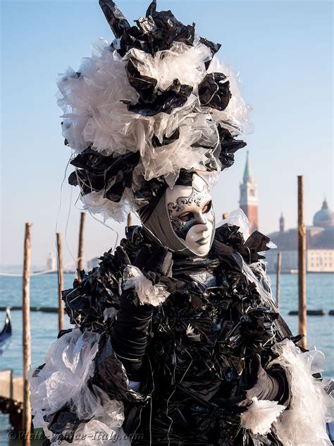 Venice Carnival Italy 2023 Photos Masks and Costumes page 43