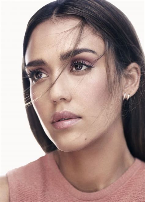 Jessica Alba - Honest Beauty August 2016 • CelebMafia