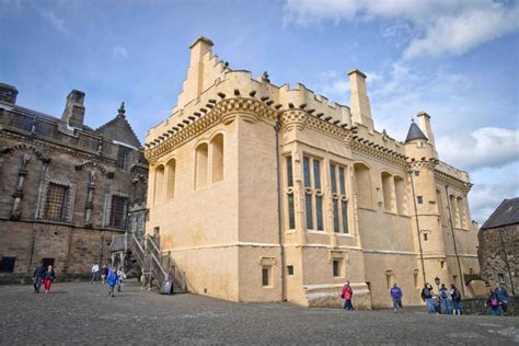 Scotland’s Stirling Attractions – Amy Laughinghouse Hits the Road