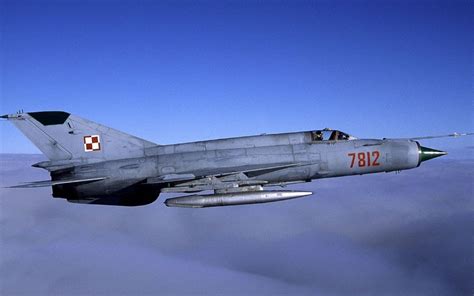 Ex-Warsaw Pact MiG-21 Fishbeds provide threat simulation services over North America - The ...