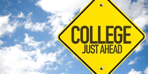 The Pros and Cons of Attending Out-of-State College | Seekers Time