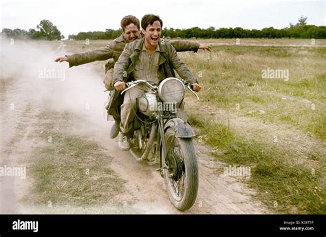 THE MOTORCYCLE DIARIES GAEL GARCIA BERNAL, RODRIGO DE LA SERNA Stock Photo - Alamy