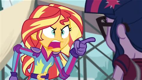 Sunset shimmer yells at Sci-twi by Gouhlsrule on DeviantArt