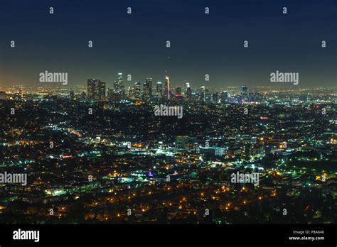 Hollywood hills hi-res stock photography and images - Alamy