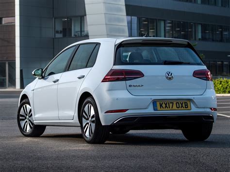 Volkswagen e-Golf review: An electric, emission-free Golf?