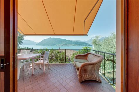 Villa Olivella - Visit Lake Iseo Portale Ufficiale turismo Lago d'Iseo