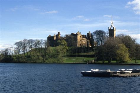 Linlithgow Loch & view towards St... © Colin Park :: Geograph Britain ...