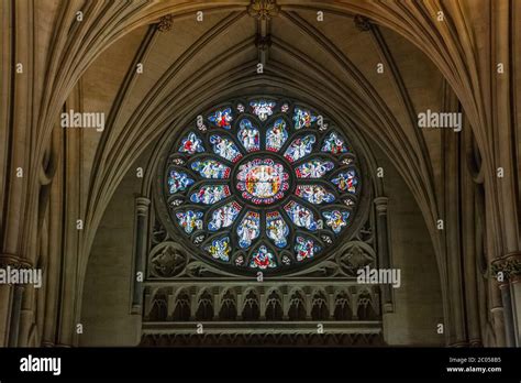 Interior of Bristol Cathedral Stock Photo - Alamy