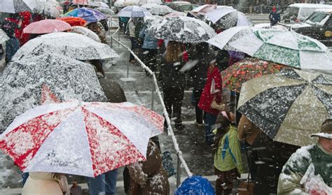 Nome, Alaska: Video shows storm of "epic proportions" | The World from PRX