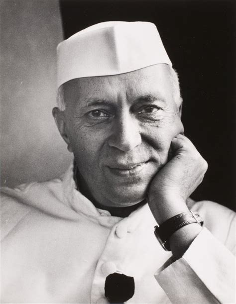 Jawaharlal Nehru |Biography, First Prime Minister of India.|