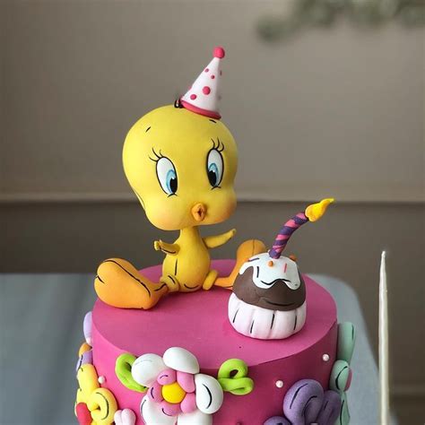 Tweety Bird Cake - Between The Pages Blog