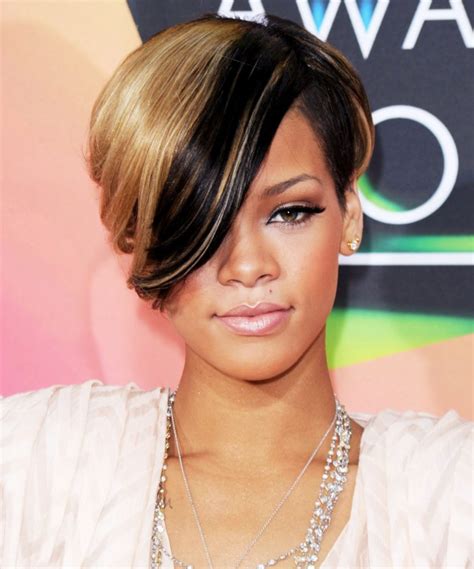 Rihanna Hairstyles - 32 Best Rihanna Hair Looks of All Time - Haircuts ...