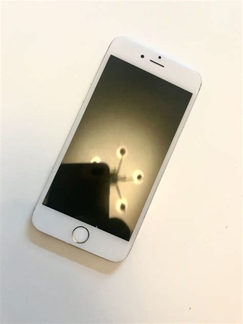 Apple Iphone 6 (Silver) *UNLOCKED* 16gb | in Luton, Bedfordshire | Gumtree