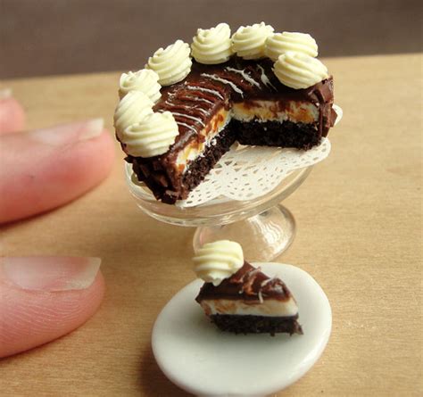 These Delicious-Looking Meals Are Actually Tiny Clay Sculptures | DeMilked