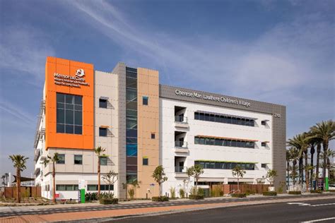 How This Pediatric Clinic Delivers Colorful Care - DesignWell