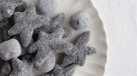 Salty Liquorice: The 'Treat' of Scandinavia - Life in Norway