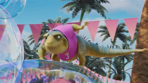 Leo Trailer: Adam Sandler is Aging Lizard in Animated Musical Comedy