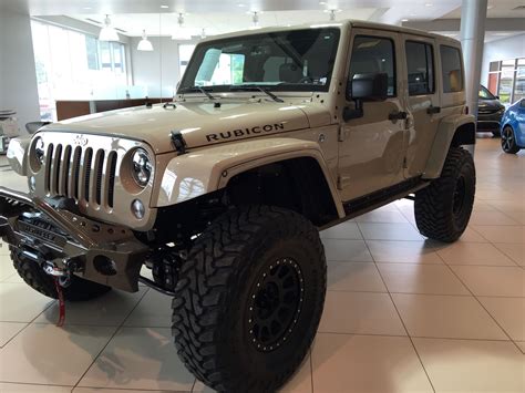 Top 72+ imagen tan jeep wrangler - Abzlocal.mx