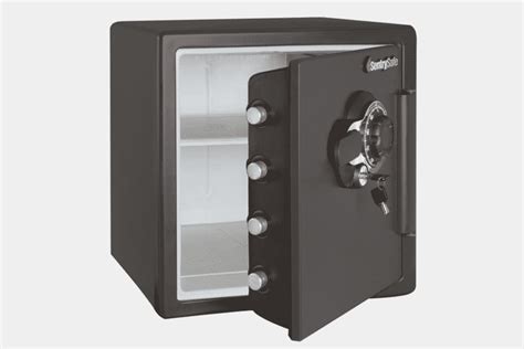 The 15 Best Fireproof Safes | Improb