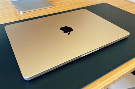 New MacBook Air M2 Review: Pro Versus Air Is Less of a Debate Now