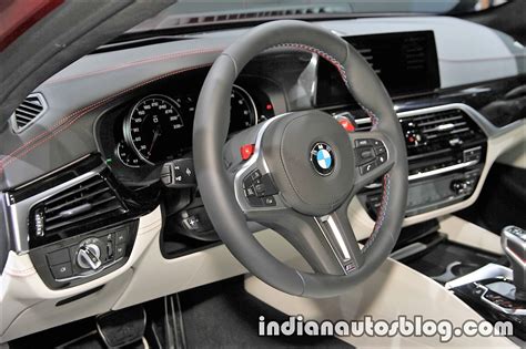 2018 BMW M5 First Edition dashboard at the IAA 2017 - Live