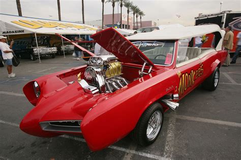 The CAR Top 10: krazy kustom cars by George Barris