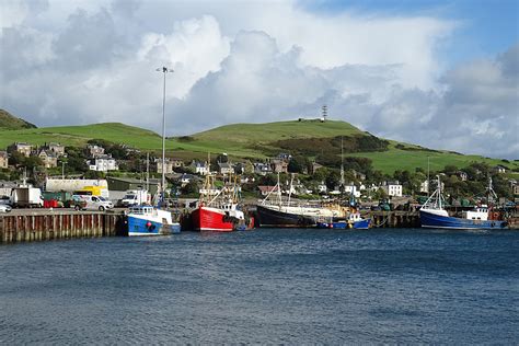 Campbeltown Harbour © Anne Burgess cc-by-sa/2.0 :: Geograph Britain and ...