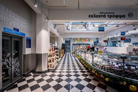 Reconstruction of a grocery store in Athens - ktirio.gr