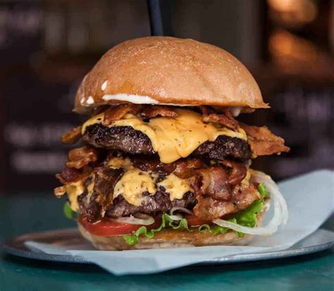 Bacon Double Cheeseburger - Yummy Foooooood