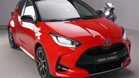 New 2020 Toyota Yaris supermini revealed with all-new hybrid tech ...