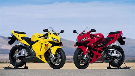 Download Motorcycle Vehicle Honda CBR600RR HD Wallpaper