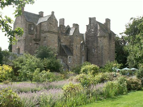 CUBO ET EXCUBO: Kellie Castle Garden