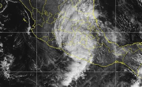 Hurricane Otis causes damage to Acapulco property after Cat 5 landfall ...