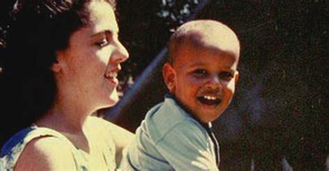 usa-politics-barack-obama-and-his-mother-childhood-photo - Barack Obama ...