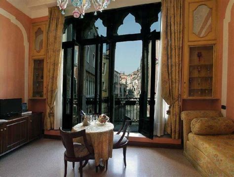 Hotel San Moise' in Venice - Room Deals, Photos & Reviews