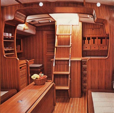 yacht interior ~ Springwolf Now that is pretty and would be perfect for ...