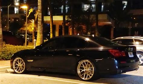 Exotic Cars on the Streets of Miami: BMW 750i with custom rims