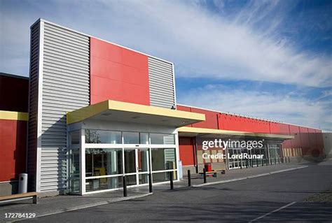 22,995 Supermarket Exterior Stock Photos, High-Res Pictures, and Images - Getty Images