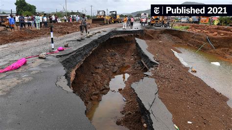 India Landslides and Floods From Monsoon Rains Kill Scores - The New York Times