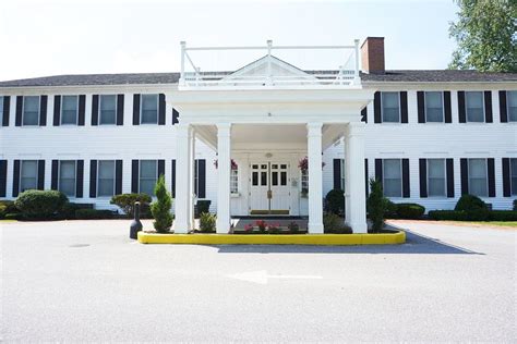 THE LITCHFIELD INN - Updated 2022 Prices & Hotel Reviews (CT)