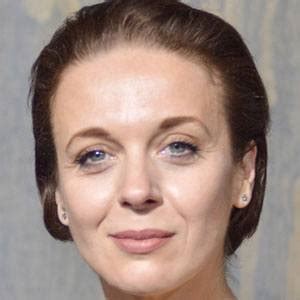 Amanda Abbington - Age, Family, Bio | Famous Birthdays